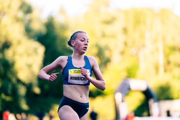 Carolin Hinrichs (VfL Loeningen) ueber 3000m Hindernis  am 28.05.2022 waehrend der World Athletics Continental Tour IFAM Oordegem in Oordegem